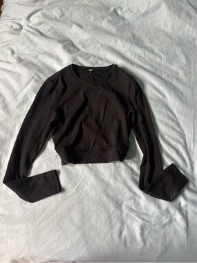 lululemon athletica Black Cropped Long-Sleeve Top Size 4